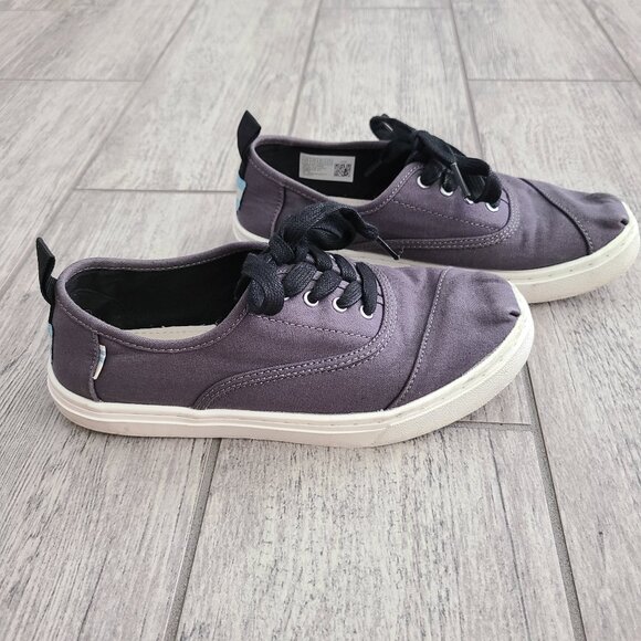 Toms youth kids lace up low top sneakers grey size 3.5 Y - Picture 1 of 11